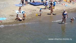 Пляж и набережная Дивноморского