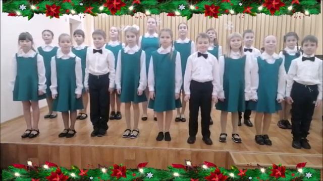 Норвежская песня Зажглись на елке свечи. Исполняет хор Акварель. Руководитель А..mp4