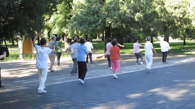 Visit to the Temple of Heaven Beijing смотреть онлайн