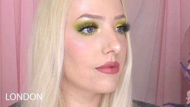 Sass Beauty Lashes Try on and Review | NZ in Focus смотреть онлайн