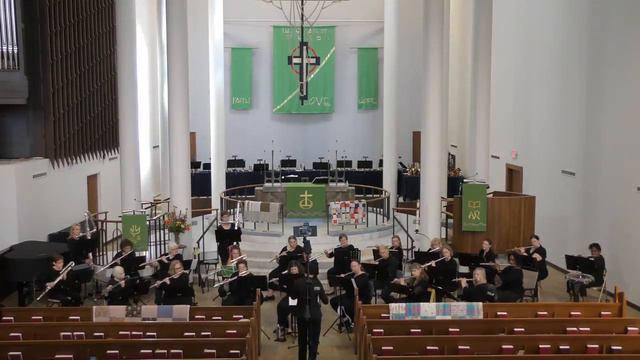 Reflections on Bonnie Doon, played by the West Michigan Flute Orchestra, directed by Julie Sooy смотреть онлайн