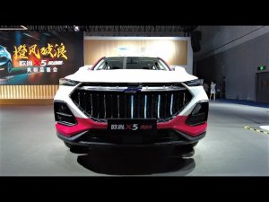 Новый Чанган Ошан X5 2022 - автовыставка в китае
