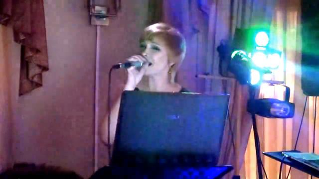 Галина Пахомова-Целуй меня