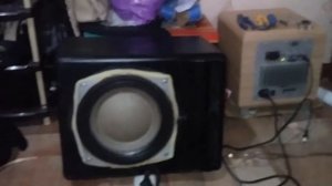 Сабвуфер из 75 гдн и заводского корпуса от Герца 250