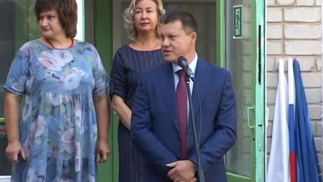 День знаний отметили россошанские школьники, родители и учителя смотреть онлайн