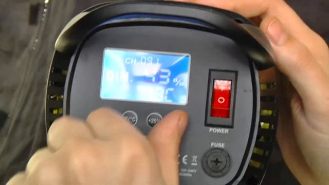 Как фотографировать в студии со вспышками. Импульсный и постоянный свет. смотреть онлайн