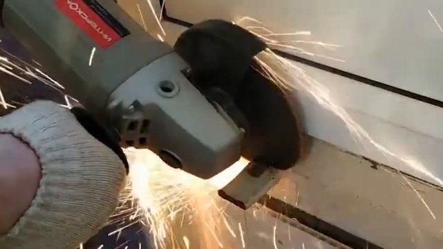 Болгарка Интерскол ушм 150/1300, 1300 Вт, 150 мм