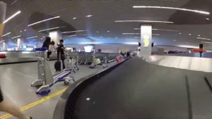 Куала Лумпур: аэропорт и отель.