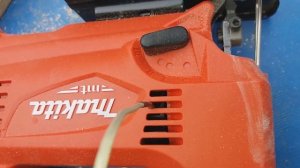 Сравниваем лобзик MAKITA синий-4350CT и красный-M4301. Нужно или нет платить в 4 раза больше?