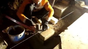 1 этап . Как выложить столбики из белого кирпича.