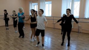 Танец '' Королева красоты '' . Разучивание 3 части .