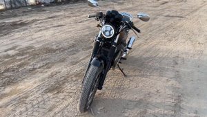 Motoguzzi v7 cafe classic 2010 год 10 000 км