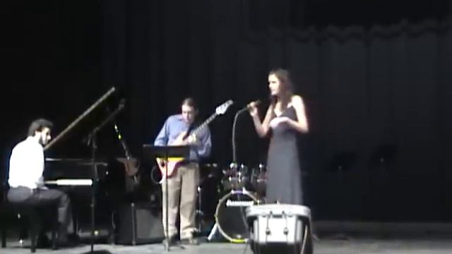 Fever and Black Coffee covers at Lionel Hampton Jazz Fest 2007, high school alto singer смотреть онлайн