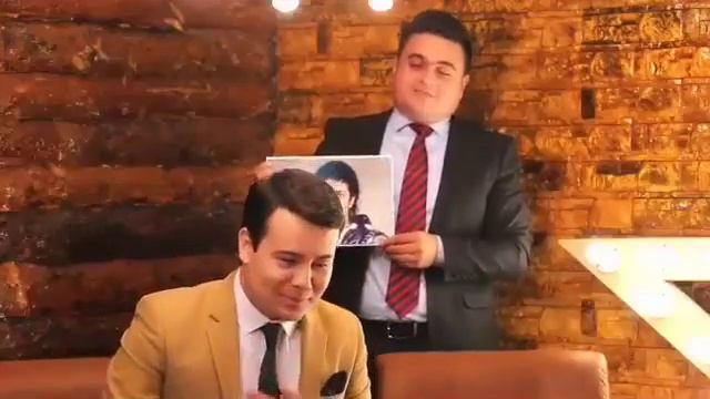 XORAZMCHA KULGU  FARRUX SAIDOV BOZOR ICHIDA QOCHIB YURIBDI