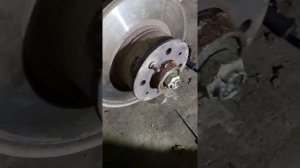 Замена переднего ступичного подшипника на ВАЗ 21061. Классика.