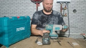 Перфоратор Total TRHLI20228