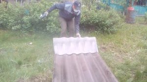 Как быстро распилить шифер с помощью болгарки.