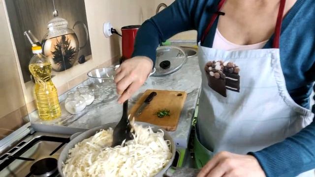 ?ТУШЕНАЯ КАПУСТА? все съедят сходу. Пошаговый рецепт без мяса, как потушить капусту ? Рецепты Анны смотреть онлайн