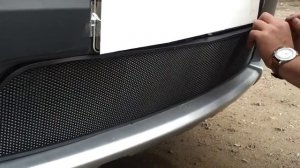 Установка решетки радиатора на Renault Sandero Stepway black