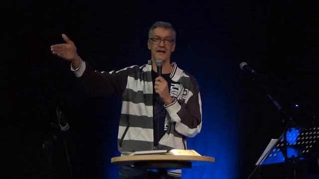 15.10.2021 Jukka Mononen: Kehotuksen päämäärä (1.Tim.1) смотреть онлайн