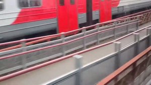 человек попал под поезд хотьково