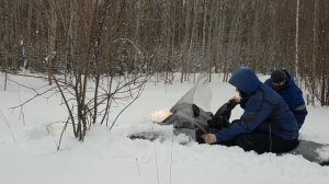 Удлиненный *Буран* и снегоходы *Тайга*.