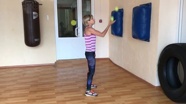 Развитие ловкости в единоборствах. Теннисный мяч ч 1. смотреть онлайн