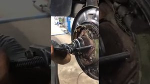 Установка подшипника полуоси Cadillac Escalade