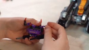 Обзор и сборка конструктора Sluban Atomic Storm - Космический боевой вездеход