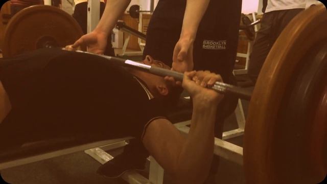 Жим лежа в стиле гильотина смотреть онлайн