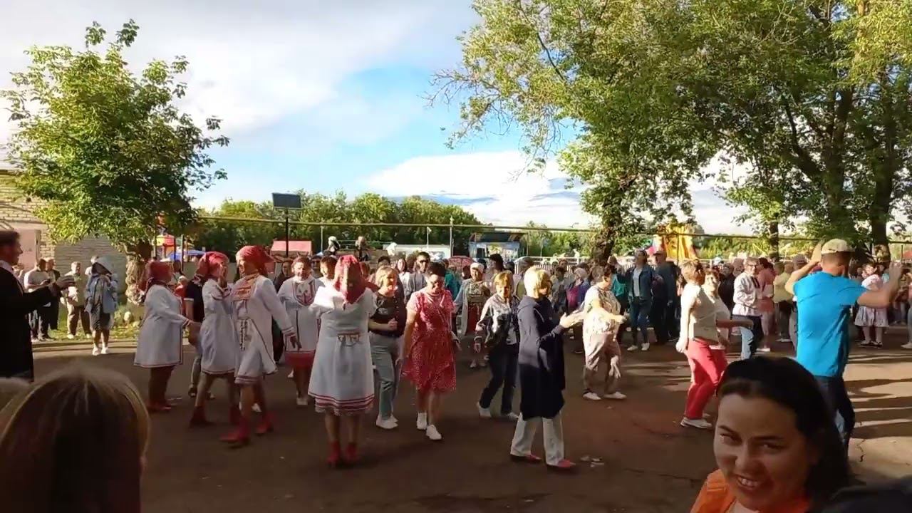 Народное гулянье в городском сквере. Казанская - 2023 г.Малмыж