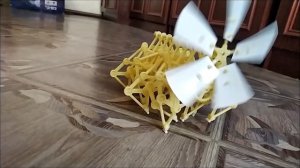Кракозябра. Модель кинетической скульптуры. Шагающая скульптура. Конструктор.