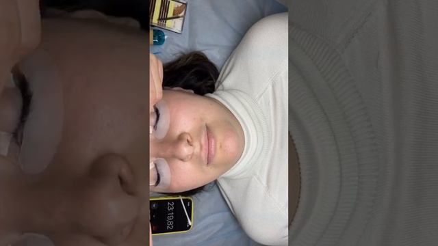 Наращивание ресниц за 32 минуты #shorts смотреть онлайн