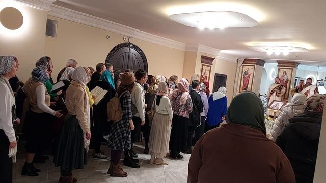 Литургия 1 марта 2024 г. Праздник св. Мариамны – престольный нижнего храма свв. Кирилла и Мефодия смотреть онлайн