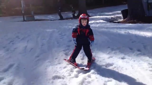 Blond meets snow смотреть онлайн