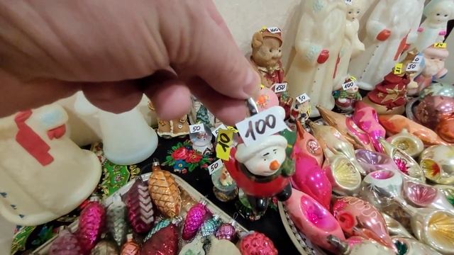 Видео с канала БАРАХОЛКА В МАГАЗИНЕ. СКИДКА10 %.НОВОГОДНЯЯ СКАЗКА.