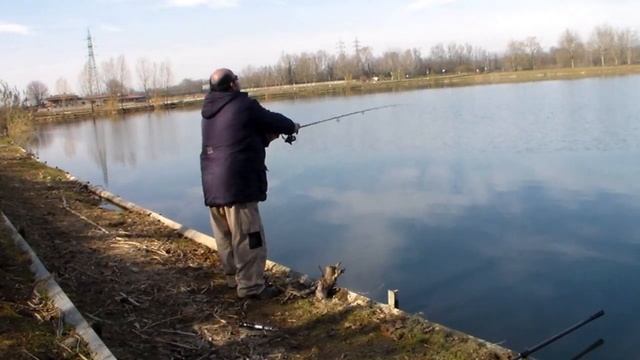 Come Pescare Trote a Spinning con Berkley Gulp   La Sfilata delle BIG смотреть онлайн