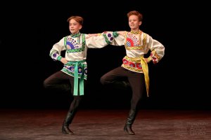 "Русская пляска", Ансамбль "Школьные годы". "Russian Dance", Ensemble "School Years". 4К