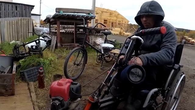 Меняем масло мотопривода инвалидной коляски  Китайский клон двигателя HONDA GX35