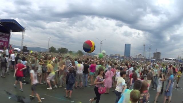 Фестиваль красок Холи Красноярск 2015 смотреть онлайн