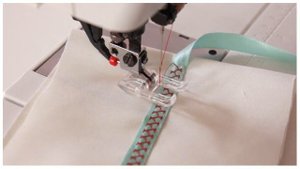 Open Toes Sewing Foot | Sewing Tutorial | Learn to Sew  |  Frocks & Frolics