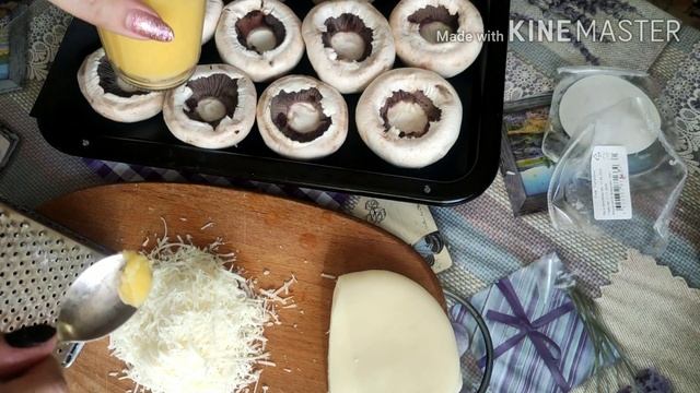 Фаршированные грибы (шампиньоны с сулугуни) смотреть онлайн