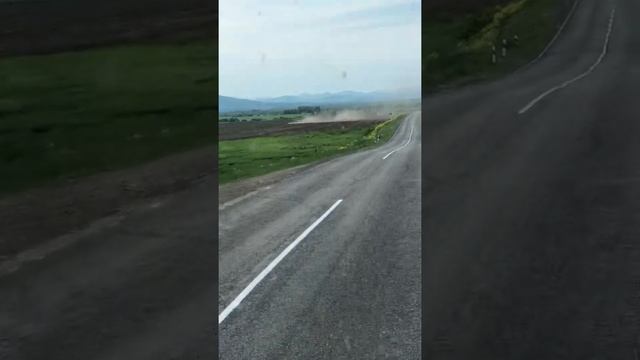 Манипулятор Мицубиси фуссо фихтер выполняю доставку профлиста , везу 8 тонн машина идёт легко. смотреть онлайн