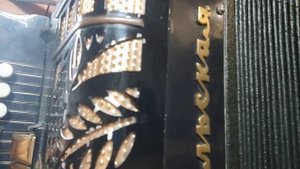 Все косы твои, все бантики,   песня под гармонь. Цифры 89277382068