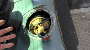 Течёт бак Пежо 406