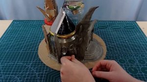 Сказочный домик своими руками. Замок Снежной королевы. Поделки для детей.