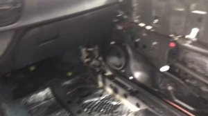 Toyota Corolla (Тойота Королла) - шумоизоляция установит окончательную тишину внутри салона авто