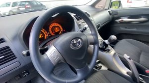 Toyota Auris, 2007 1.6 MT (124 л.с.) обзор от Александра, Boston, Авто с пробегом