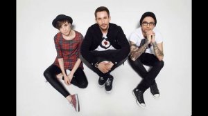 Пицца - Я подожду тебя в лифте, между четвертым ...