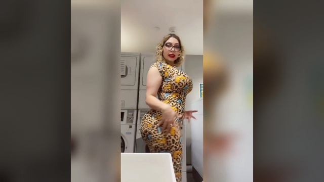 Daisy Garcia-Plus Size Model- Biography,Facts-age And Lifestyle